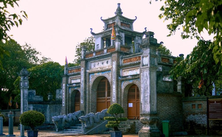individualreisen_vietnam_hanoi-tempel